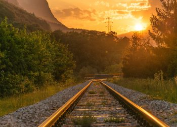 how to safely cross train tracks in your car